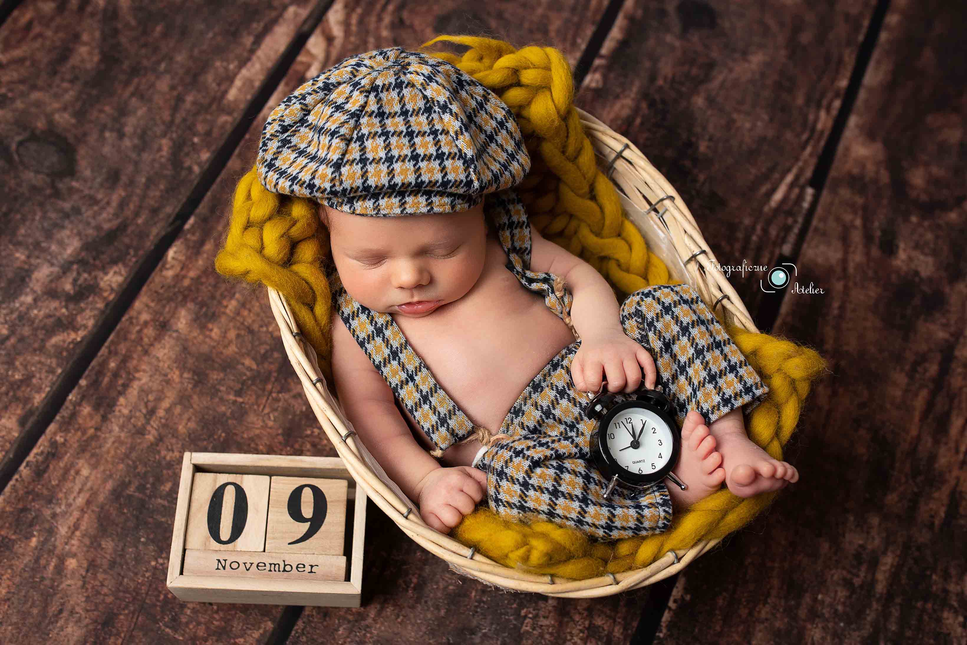 sesja noworodkowa stylizacja krata poznań