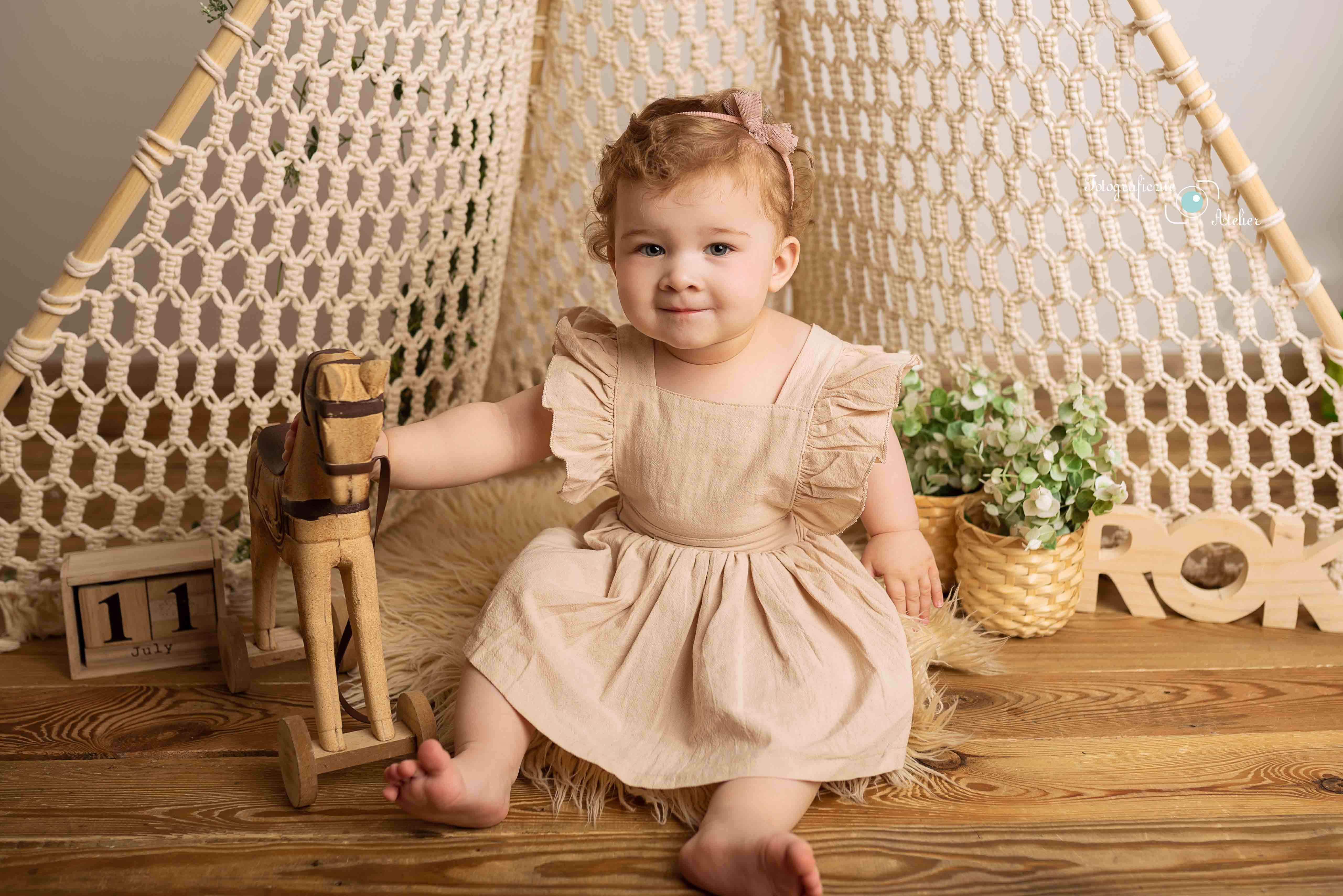 sesja roczkowa namiot boho